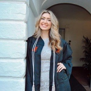Meet your Posher, Sierra